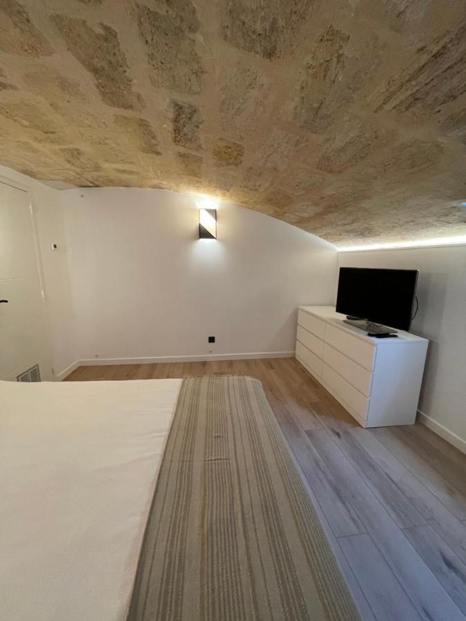 Le Loft Bleu - Un Atelier-Cocon Elegant & Central Bordeaux Exterior photo